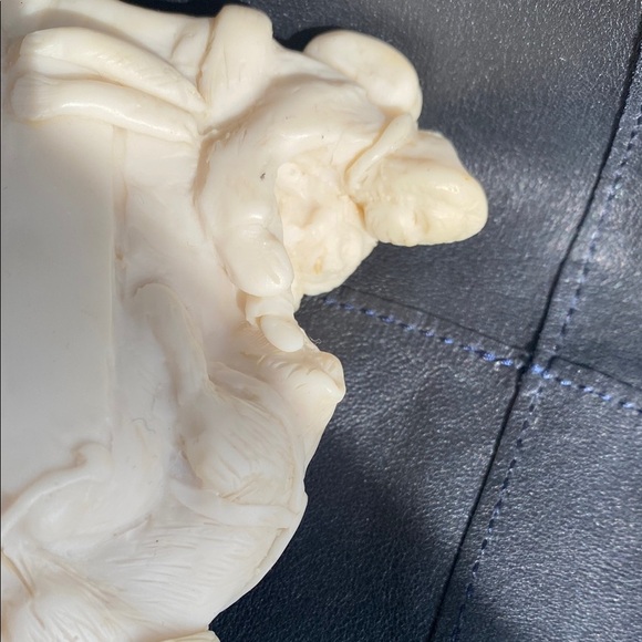 Cream Animal Carving Decor - Picture 3 of 6